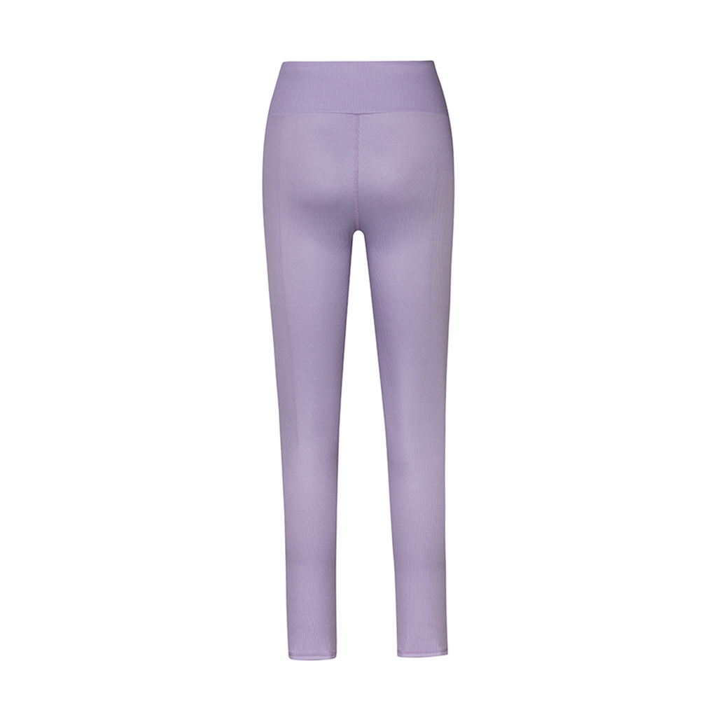 Legging tiro alto con control de abdomen tipo faja en tejido rib color lila  que estilizan la figura