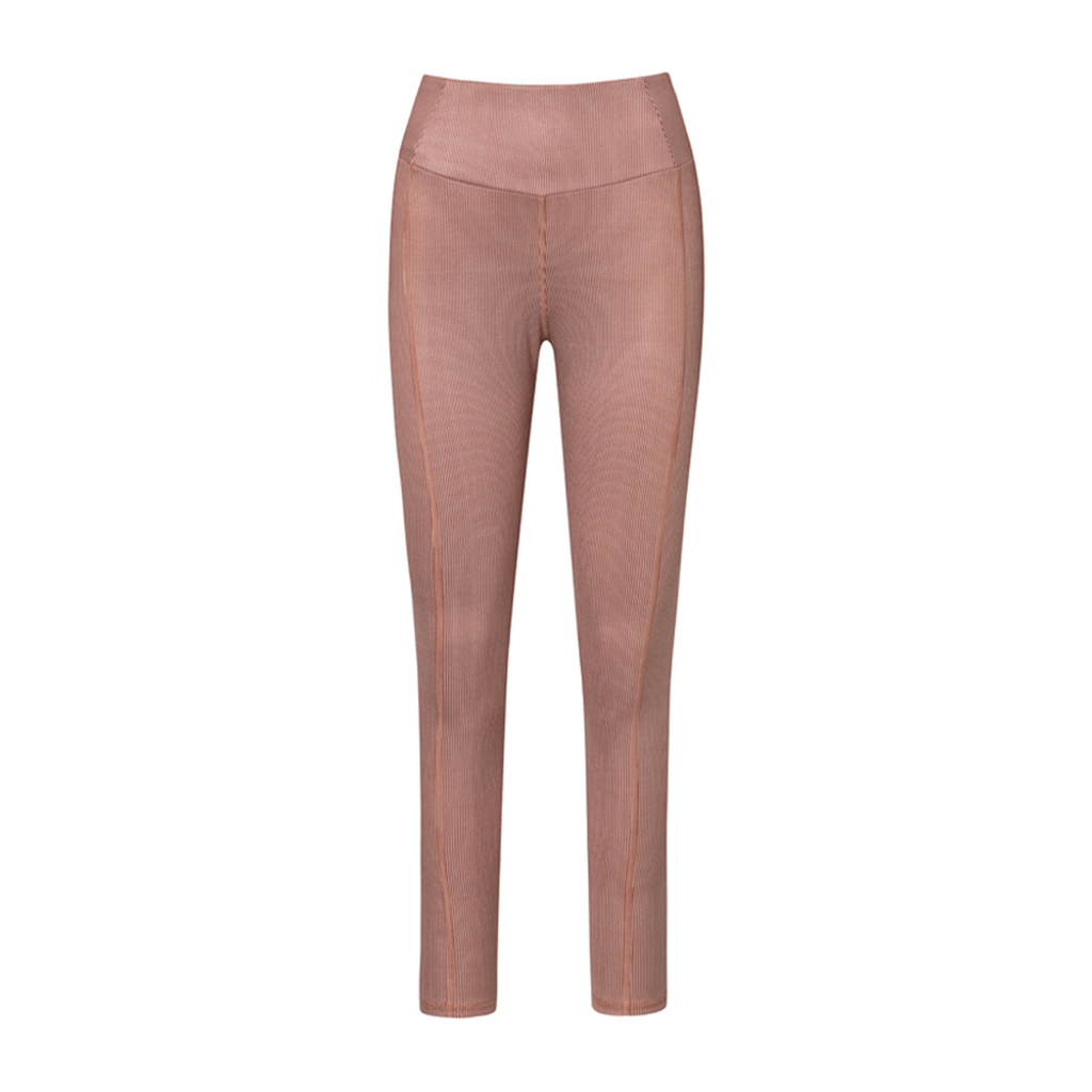 Legging tiro alto con control de abdomen tipo faja en tejido rib color moca palo rosa  que estilizan la figura